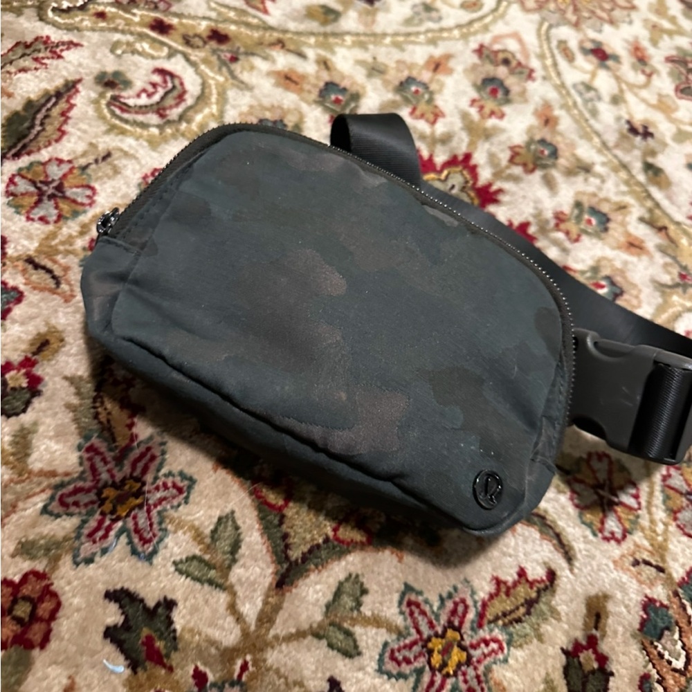 lululemon athletica Camouflage Crossbody Bag